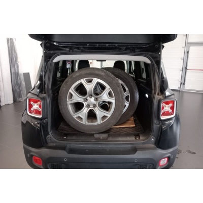 Jeep Renegade 2.0 MJT 140 CV<br />  4WD Active Drive Limited (103 KW)